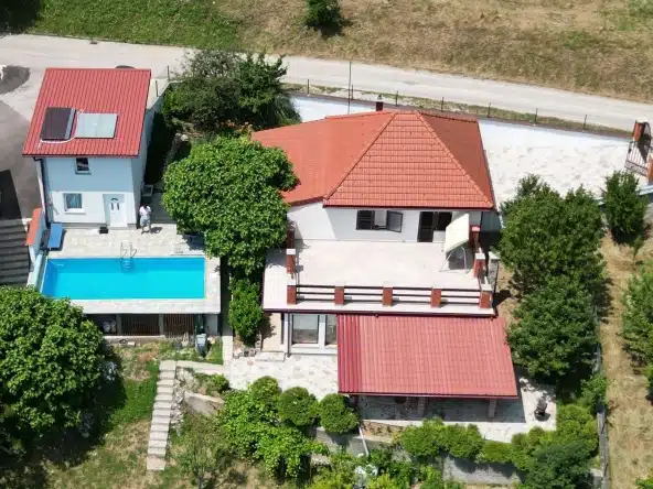 slika dron izacic